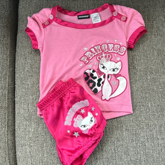 Joe Boxer Girls Pink Princess kitty Short Sleeve Pajama Set Silky Shorts Sz 4-5 - Picture 1 of 10